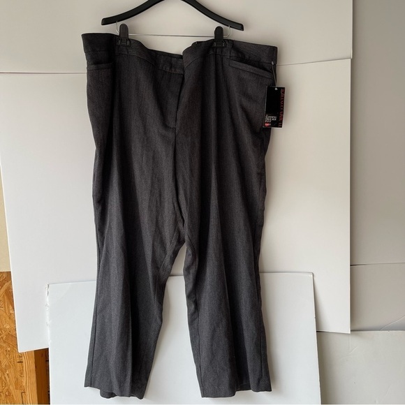 NWT! ($60) Avenue Women's Tummy Control Trouser Pants Petite Women Plus Size 32P - Picture 3 of 14